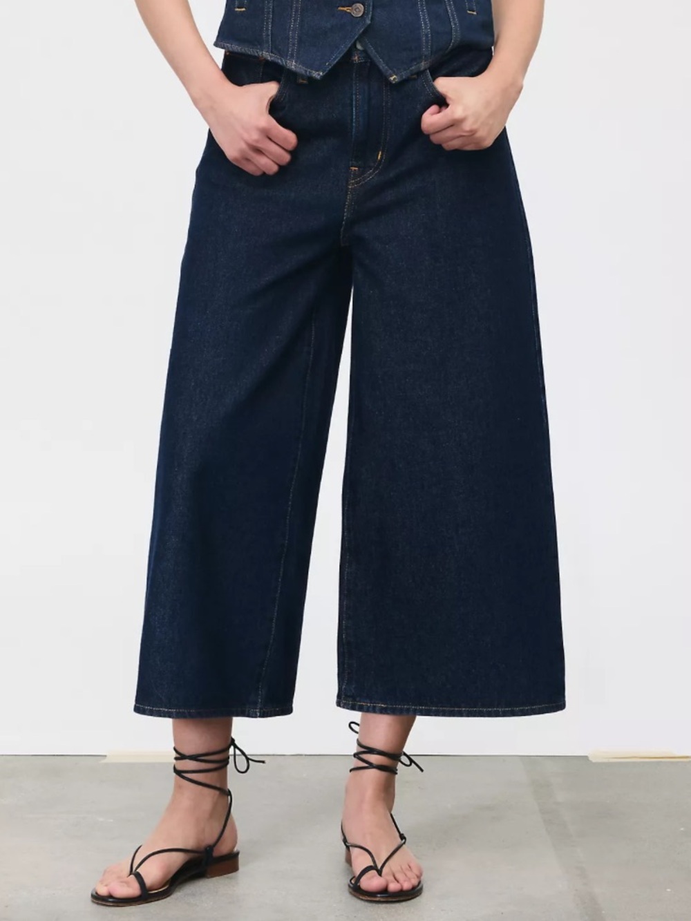 Levi's XL culotte denim jeans